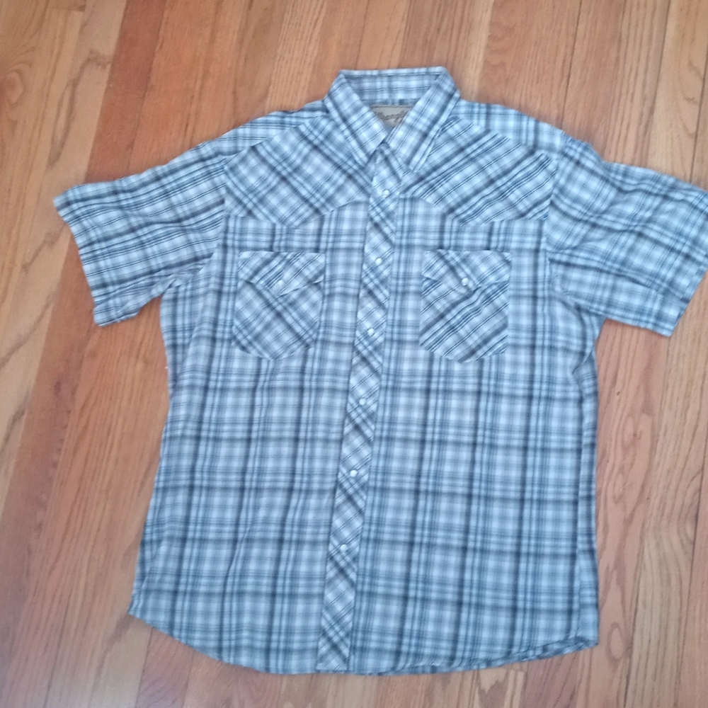 2/$20 Men's Vintage wrangler shirt L